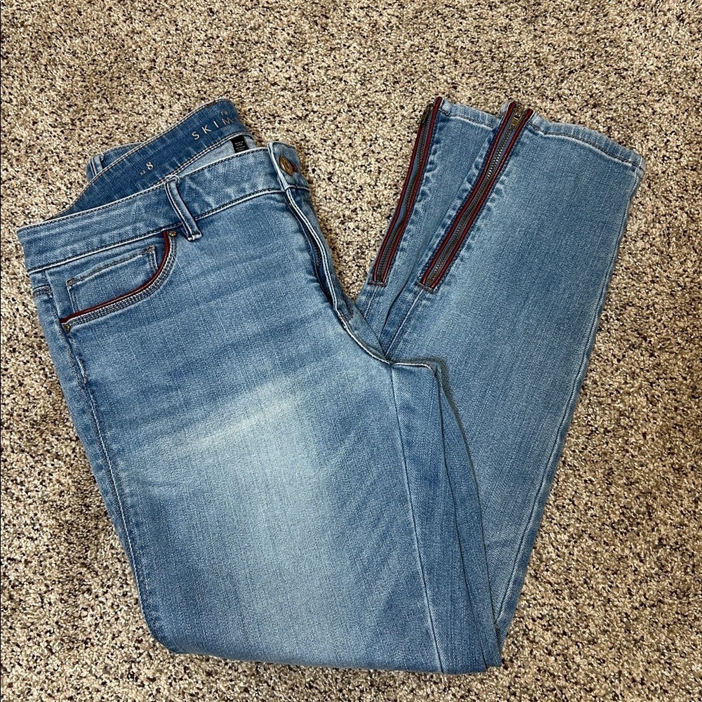 White House Black Market Leather Trim Zip Ankle Skimmer Jeans Light Wash size 8 - Picture 15 of 15